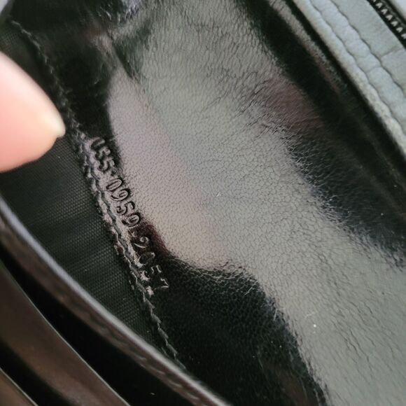 GUCCI Turnlock Leather Card Bill Wallet Medium Monogram Tifold Black Unisex - Picture 5 of 14